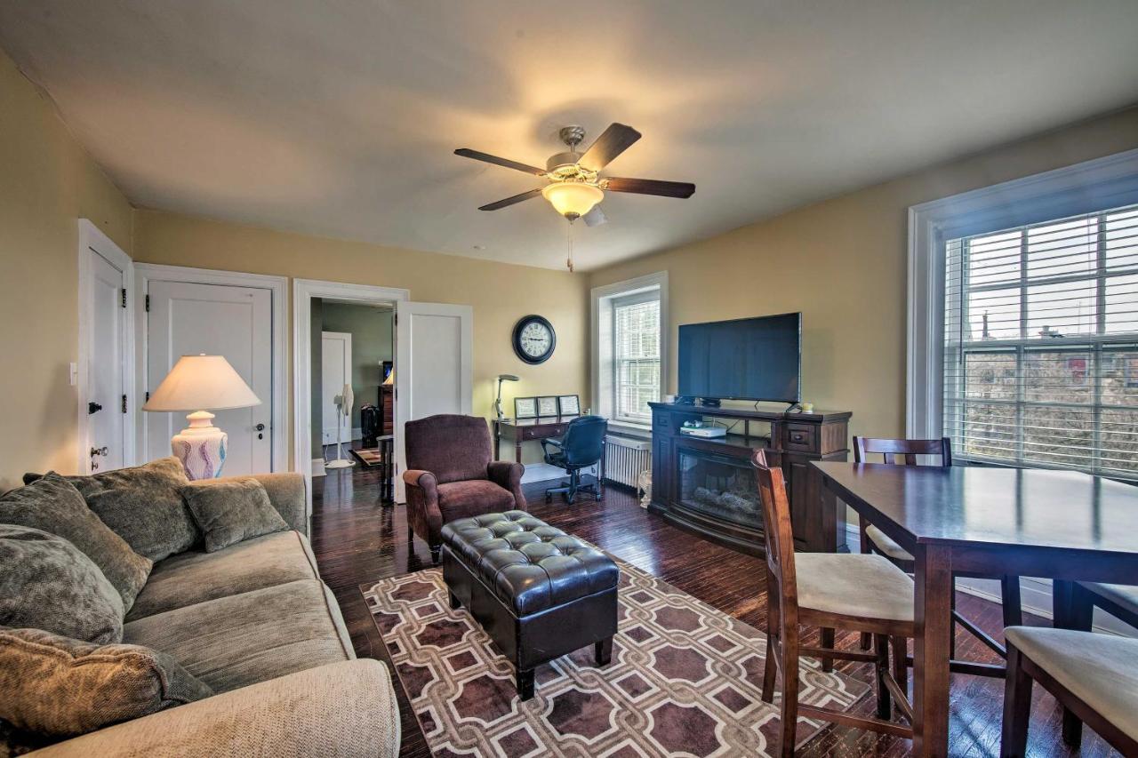 Reading Apt, Walk To Shops, Dining And City Park! Exterior foto